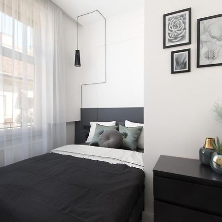 Hollo 3 Bedroom Downtown Apartment Budapest Esterno foto