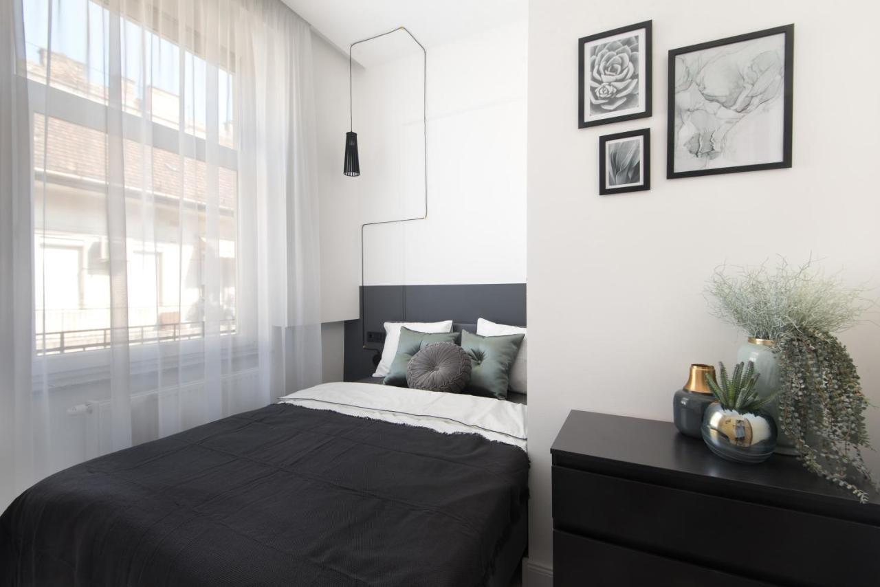 Hollo 3 Bedroom Downtown Apartment Budapest Esterno foto