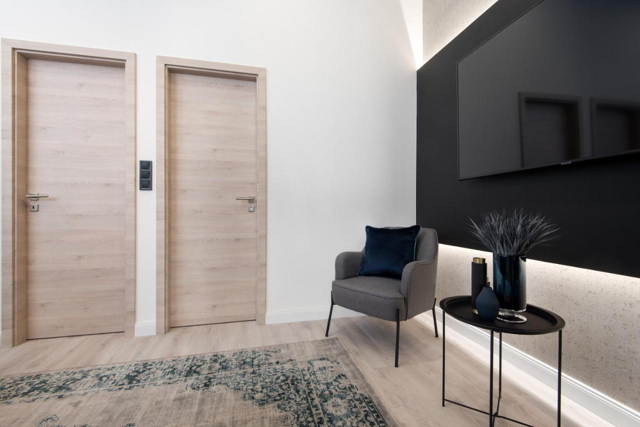 Hollo 3 Bedroom Downtown Apartment Budapest Esterno foto