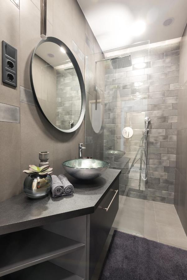 Hollo 3 Bedroom Downtown Apartment Budapest Esterno foto