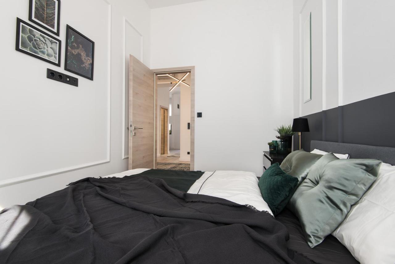 Hollo 3 Bedroom Downtown Apartment Budapest Esterno foto